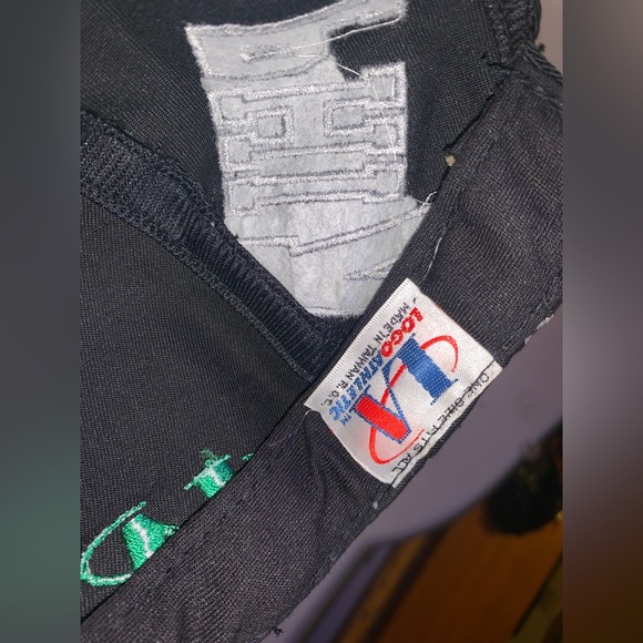 Philadelphia Eagles 1990s to 1980s proline logo authentic snapback hat - Picture 8 of 8